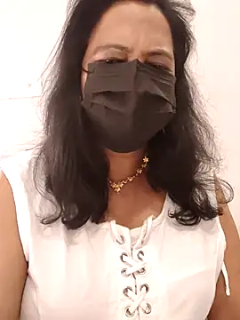 mallu-lover online show from March 4, 2026, 3:12 am