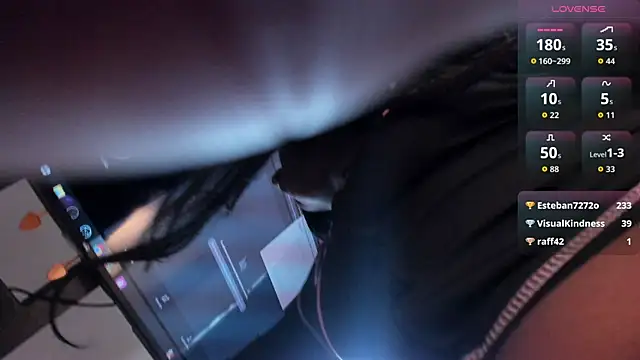 amy miller1 online show from April 18, 2026, 7:07 pm