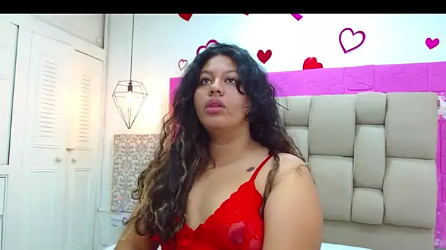 CloeStron online show from October 10, 2025, 12:26 pm