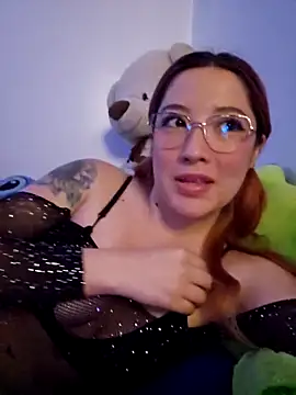 lunnaa  online show from September 24, 2025, 2:59 am