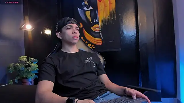 Eryonbradley online show from February 4, 2026, 11:27 am