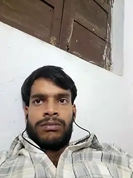 yashuuuu021 online show from September 18, 2025, 5:59 pm