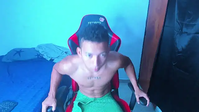 JuanchiT66 online show from April 18, 2026, 12:42 pm