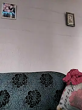 mileesha online show from December 4, 2025, 8:45 am