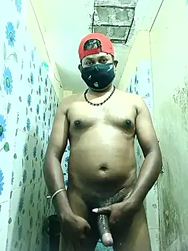 Tamilpayan09876 online show from May 13, 2026, 1:36 am