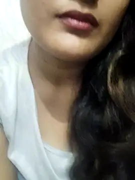 Cute pinkii online show from October 26, 2025, 7:53 pm