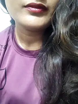 Cute pinkii online show from November 4, 2025, 7:35 pm