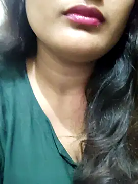 Cute pinkii online show from February 13, 2026, 7:43 pm