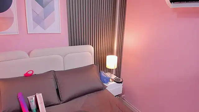 Clawdeen  wolf online show from September 23, 2025, 7:39 pm