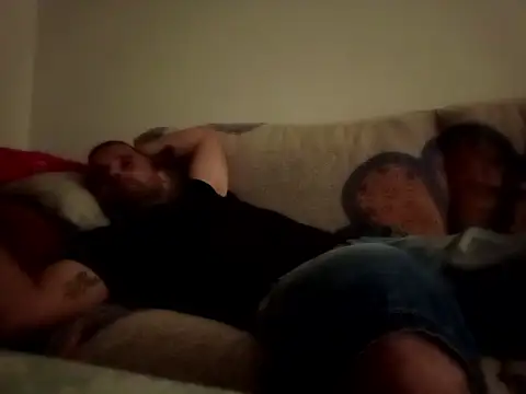 Feistysausage online show from October 8, 2025, 8:28 pm