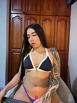 KaditaNavarro online show from May 31, 2026, 2:57 pm
