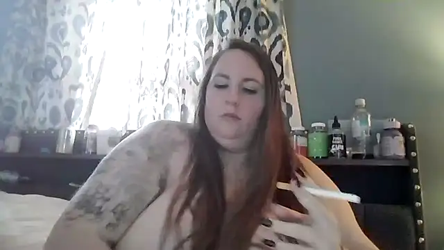 Domimommy420 online show from February 15, 2026, 6:04 pm