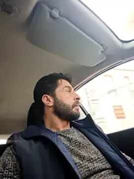 alex10alexx online show from April 8, 2026, 2:50 pm