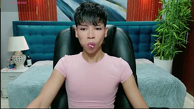 Snapshot of dilan_911 chatting on February 7, 2026, 6:22 pm dilan 911 online show from February 7, 2026, 6:22 pm