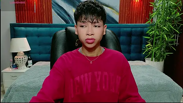 Snapshot of dilan_911 chatting on February 8, 2026, 6:33 pm dilan 911 online show from February 8, 2026, 6:33 pm