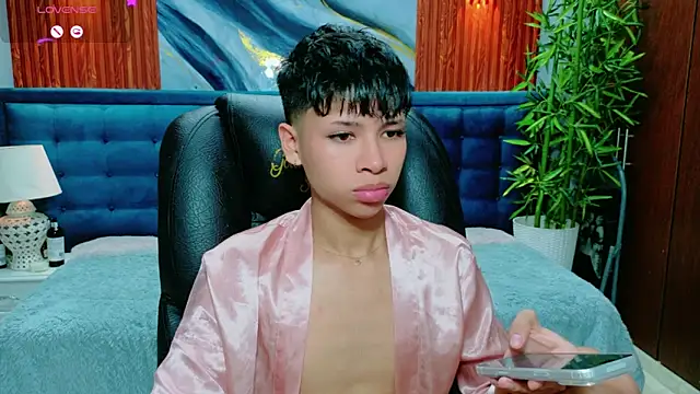 Snapshot of dilan_911 chatting on February 25, 2026, 6:28 pm dilan 911 online show from February 25, 2026, 6:28 pm