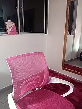 Vikyvoyeur online show from January 14, 2026, 12:38 am