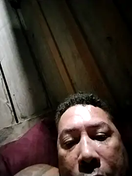 Snapshot of dsvrsa chatting on October 1, 2025, 1:33 am dsvrsa online show from October 1, 2025, 1:33 am