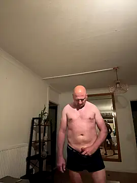 Snapshot of Attila120 chatting on October 6, 2025, 5:05 am Attila120 online show from October 6, 2025, 5:05 am