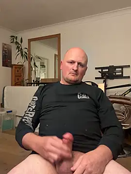 Snapshot of Attila120 chatting on October 11, 2025, 11:25 pm Attila120 online show from October 11, 2025, 11:25 pm