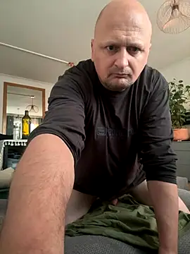 Snapshot of Attila120 chatting on November 26, 2025, 7:53 am Attila120 online show from November 26, 2025, 7:53 am