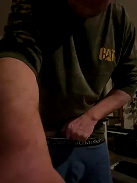 Snapshot of Attila120 chatting on December 5, 2025, 1:47 am Attila120 online show from December 5, 2025, 1:47 am