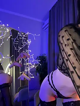 bigJuicyPussy online show from February 1, 2026, 1:20 pm