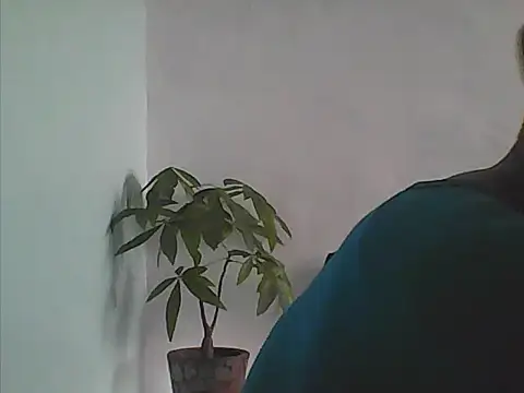 Snapshot of XaviGomez-87 chatting on September 8, 2025, 7:02 pm XaviGomez-87 online show from September 8, 2025, 7:02 pm