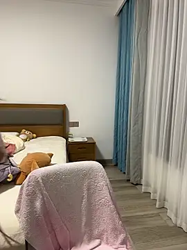 ououlovelove online show from February 20, 2026, 2:06 pm