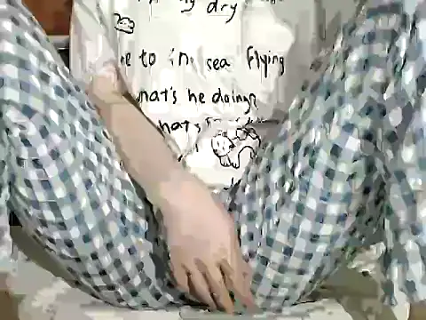 Lamoon 2k online show from December 2, 2025, 8:52 am