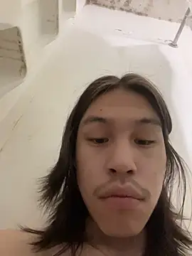 heytherepeoples717 online show from November 13, 2025, 10:36 am