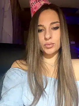 Snapshot of _shadylady_ chatting on September 9, 2025, 4:50 pm  shadylady  online show from September 9, 2025, 4:50 pm