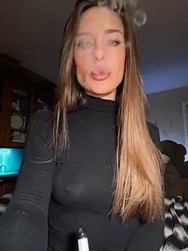 Snapshot of _shadylady_ chatting on October 24, 2025, 5:20 pm  shadylady  online show from October 24, 2025, 5:20 pm