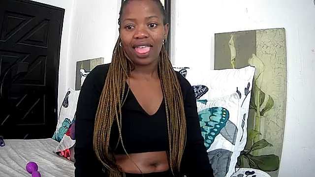 CandyNaynay online show from September 30, 2025, 7:02 am