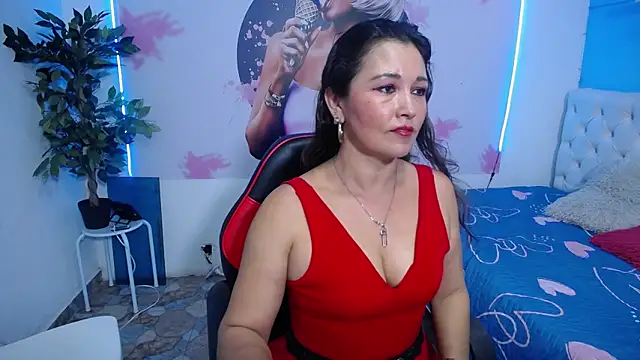 noelia milf19 online show from October 7, 2025, 5:32 pm