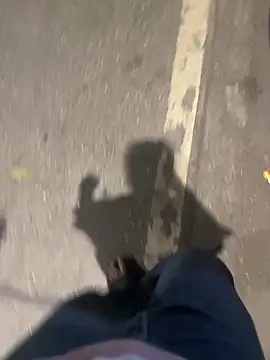 saumon3022 online show from September 11, 2025, 6:41 pm