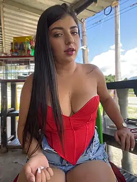 Snapshot of Isaa-Sweet chatting on July 6, 2026, 5:15 pm Isaa-Sweet online show from July 6, 2026, 5:15 pm