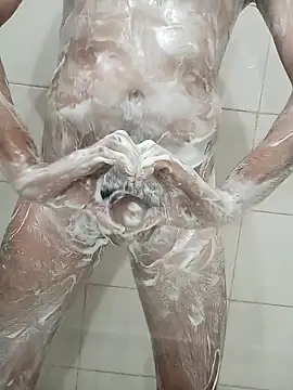 AtraCTiVoSiNguLaR online show from October 15, 2025, 2:06 pm