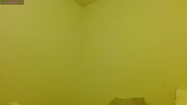 Snapshot of Michou02xXx chatting on January 31, 2026, 9:46 pm Michou02xXx online show from January 31, 2026, 9:46 pm