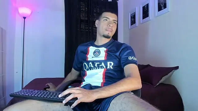 Snapshot of TeamPorn_19 chatting on February 17, 2026, 3:40 pm TeamPorn 19 online show from February 17, 2026, 3:40 pm