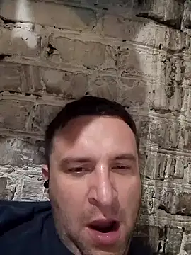 Ivandovxxxl 1010 online show from November 16, 2025, 1:44 am