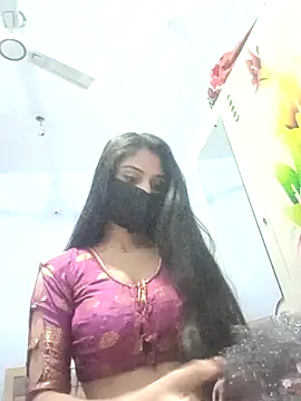 Hot-Soniya733 online show from October 28, 2025, 7:38 pm