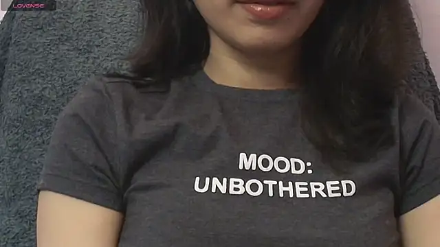 SWEET-18-TEEN online show from November 17, 2025, 3:07 pm