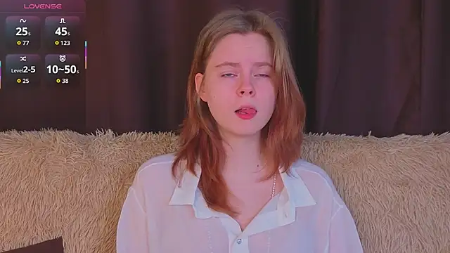 JulietteRain online show from December 3, 2025, 5:22 pm