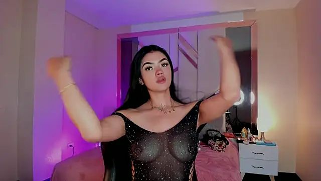 EmmaStonns online show from November 7, 2025, 2:50 pm