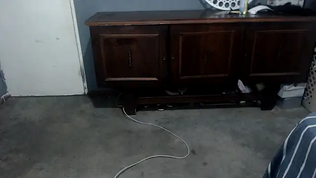 Snapshot of SEXYHUGEASS21 chatting on October 16, 2025, 4:35 am SEXYHUGEASS21 online show from October 16, 2025, 4:35 am