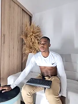 liambolt online show from September 16, 2025, 4:02 am