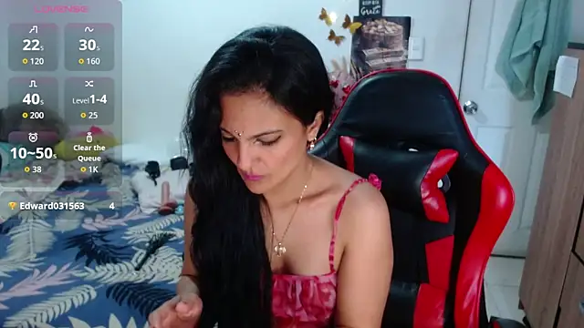 BasmaHernandez online show from March 10, 2026, 1:05 pm