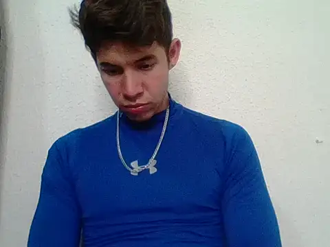 Snapshot of Maxtaylor18 chatting on October 16, 2025, 4:13 am Maxtaylor18 online show from October 16, 2025, 4:13 am