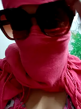 Snapshot of roshni19 chatting on October 3, 2025, 9:12 pm roshni19 online show from October 3, 2025, 9:12 pm